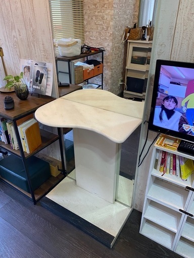 美容室鏡(ドレッサー)