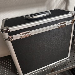 Vaultz ポータブル ファイルボックス ロック付き ブラック ファイル整理 収納 保管 レター ファイリング ストレージ オフィス 整理 整頓の画像