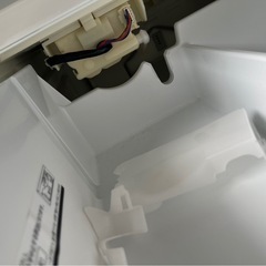 2012製 340L冷蔵庫の画像