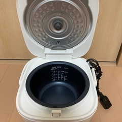 炊飯器の画像