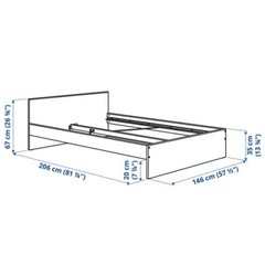 IKEA ダブルベッドフレーム マットレスの画像