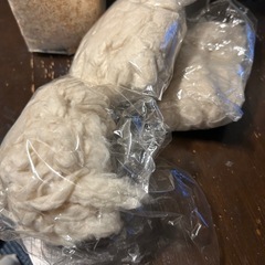 小動物用　ふんわりベッドと綿の画像