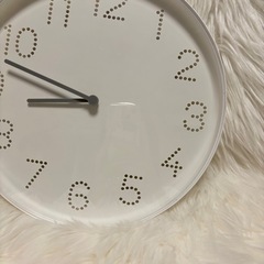 IKEA 白 時計 壁掛け時計 ホワイトの画像