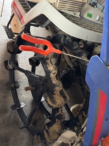 ８月末迄期間限定販売イセキ田植え機5条植えPG53