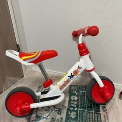 はじめてのアンパンマンバイク レッドホワイト キッズバイク　ストライダー　自転車の画像