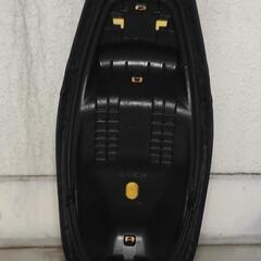 PCX シート JF81 破れアリの画像