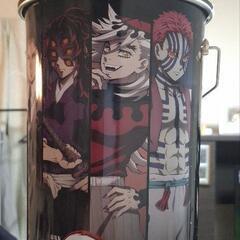 劇場版　鬼滅の刃　無限城編　鬼オンスナック付き　蓋付き缶ですの画像