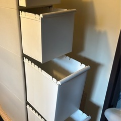 収納引き出しの画像