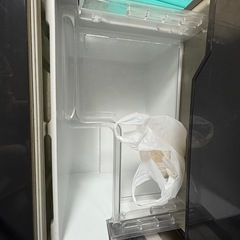 大型冷蔵庫　無料の画像