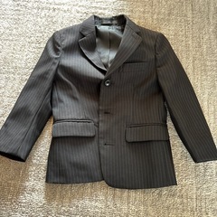 一度のみ着用　スーツセット　100 の画像