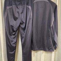 NIKE ナイキ　トラックジャケット　セットアップ　ゴールド刺繍ロゴ　サイズLの画像