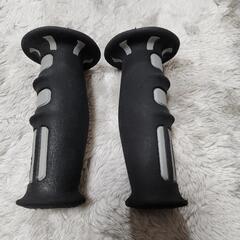 デイトナ製バイク用ハンドルグリップです。の画像