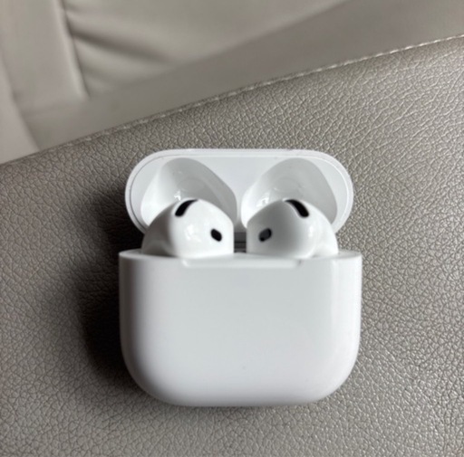 ヘッドフォン airpods 4 ANC (USB-C)