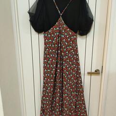 新品　VIS 小花柄キャミワンピース　ロングワンピースの画像