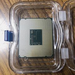 Intel Core i7 5960x  CPU本体のみの画像