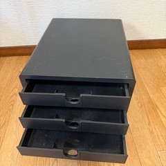 PLUS　引き出しの画像