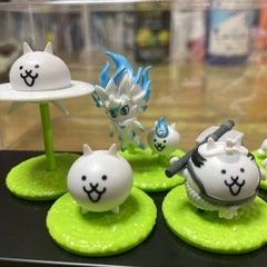 にゃんこ大戦争　チョコサプフィギア7体の画像