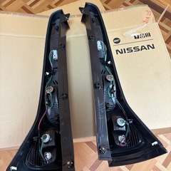 日産　Ｃ２５セレナハイウェイスター　バックライトの画像