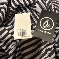 VOLCOM スタジャン　ブラックの画像