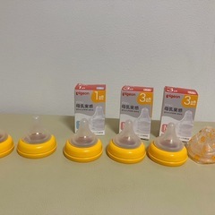 Pigeon 哺乳瓶 12本セット、乳首12個、その他、哺乳瓶関連品セット（大量）＊の画像