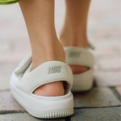 NIKE カームサンダル　25センチの画像