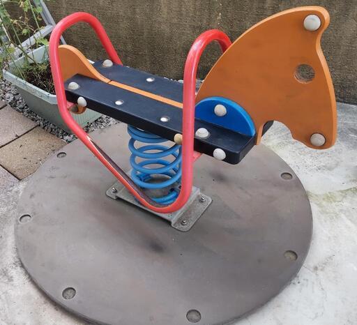 スプリング遊具　馬