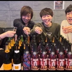 バーテンダー🍸アルバイト男女スタッフ、店長候補同時募集‼️ 職場は大阪の中心地ミナミ‼️11周年‼️の画像