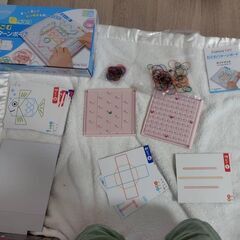 【美品】KUMON　公文　知育玩具　わごむパターンボード & たんぐらむの画像