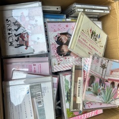 アイドルCD段ボール1箱の画像