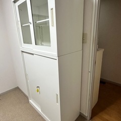 【引取限定】二段式キャビネット差し上げます。の画像