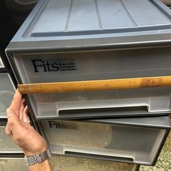 根室市から　フィッツ押入れ収納ケース　おひとつ200円の画像
