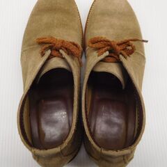 ALDEN オールデン スウェードチャッカブーツ 1467 ベージュ 中古 size:7 1/2の画像
