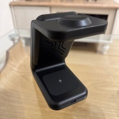 4in1　ワイヤレス充電器の画像