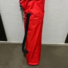野外の簡易ベット？の画像