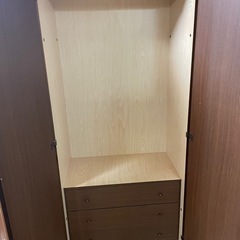 大阪市浪速区！ワードローブ大容量で鏡付き！まだまだ使えます！の画像