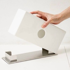ティッシュケース　陶器　オフホワイトの画像