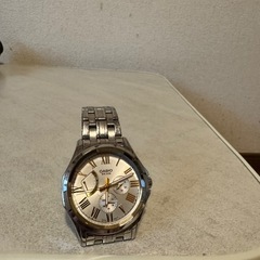 CASIOのWR 50M腕時計の画像
