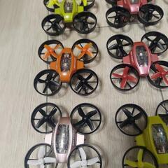 マイクロドローンSKYFGHITE　ドローン　ホビー　中古の画像