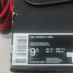 ほぼ新品！デッド！　NIKE　AIRJORDAN1  エアジョーダン1　MID 　黒×赤　大人気　US9.5   27.5の画像
