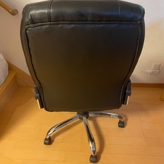 【美品】高級感あるチェアの画像