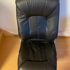 【美品】高級感あるチェアの画像