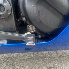 kawasaki カワサキ ninja250r  ニンジャ250R、エンジン 一発始動　実働　自賠責残あり　（引渡し場所は宮城県仙台市）  カワサキの125ＣＣまでの問題が無く走行が可能なバイクと交換希望です。の画像