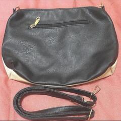 バイカラーDKNY軽いバックの画像