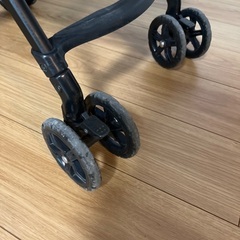 コンビ ベビーカーの画像