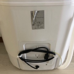 未使用美品 simplus シンプラス 二層式洗濯機 脱水付 ホワイトの画像