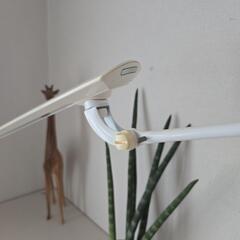 LEDデスクスタンド照明　ホワイトの画像