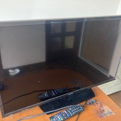 テレビ2台　ハイセンスリモコンなし　AQUOSジャンクの画像