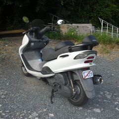 YANAHA Majesty 125Fi マジェスティ125Fi (コマジェ) ホワイト・インジェクションの画像