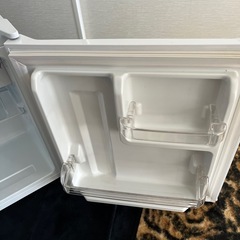 ワンドア小型冷蔵庫の画像