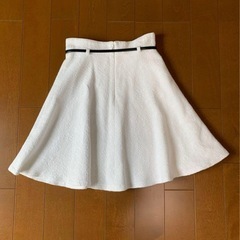 Apuweiser-Richeスカートの画像